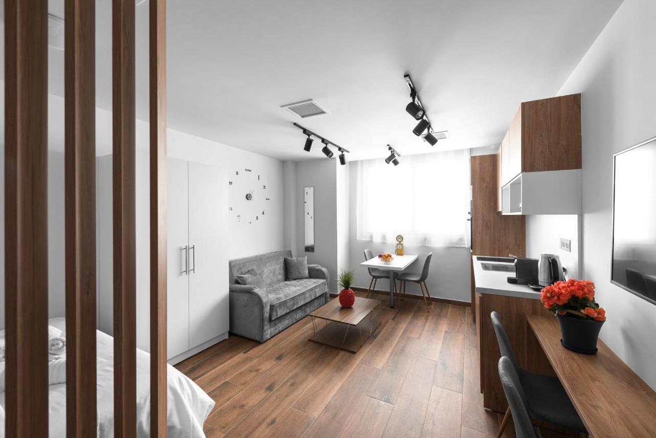 Ultima, Nilie Hospitality Mgmt Apartment Солун Екстериор снимка