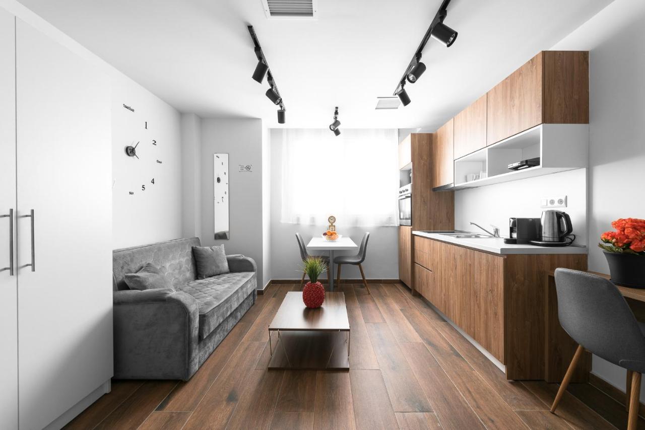 Ultima, Nilie Hospitality Mgmt Apartment Солун Екстериор снимка