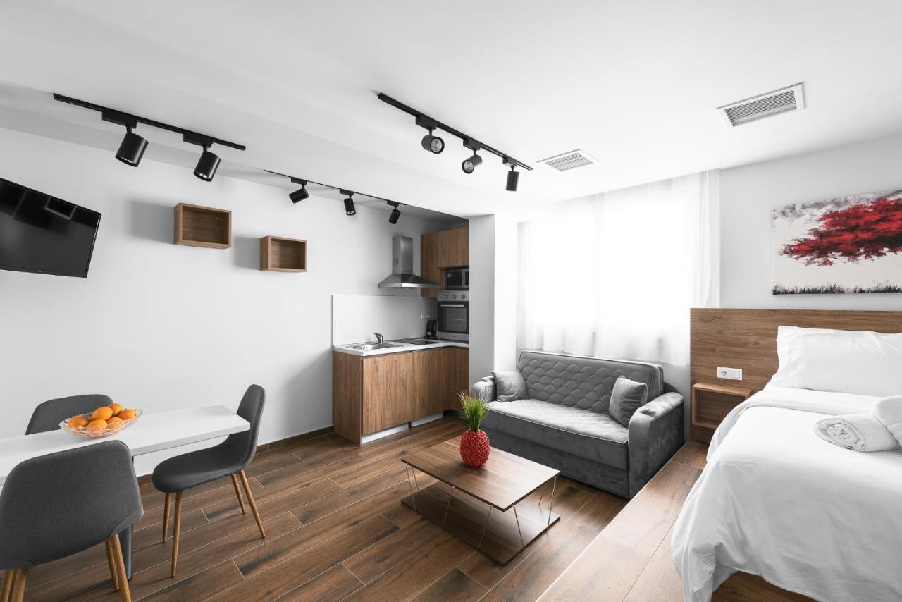 Ultima, Nilie Hospitality Mgmt Apartment Солун Екстериор снимка