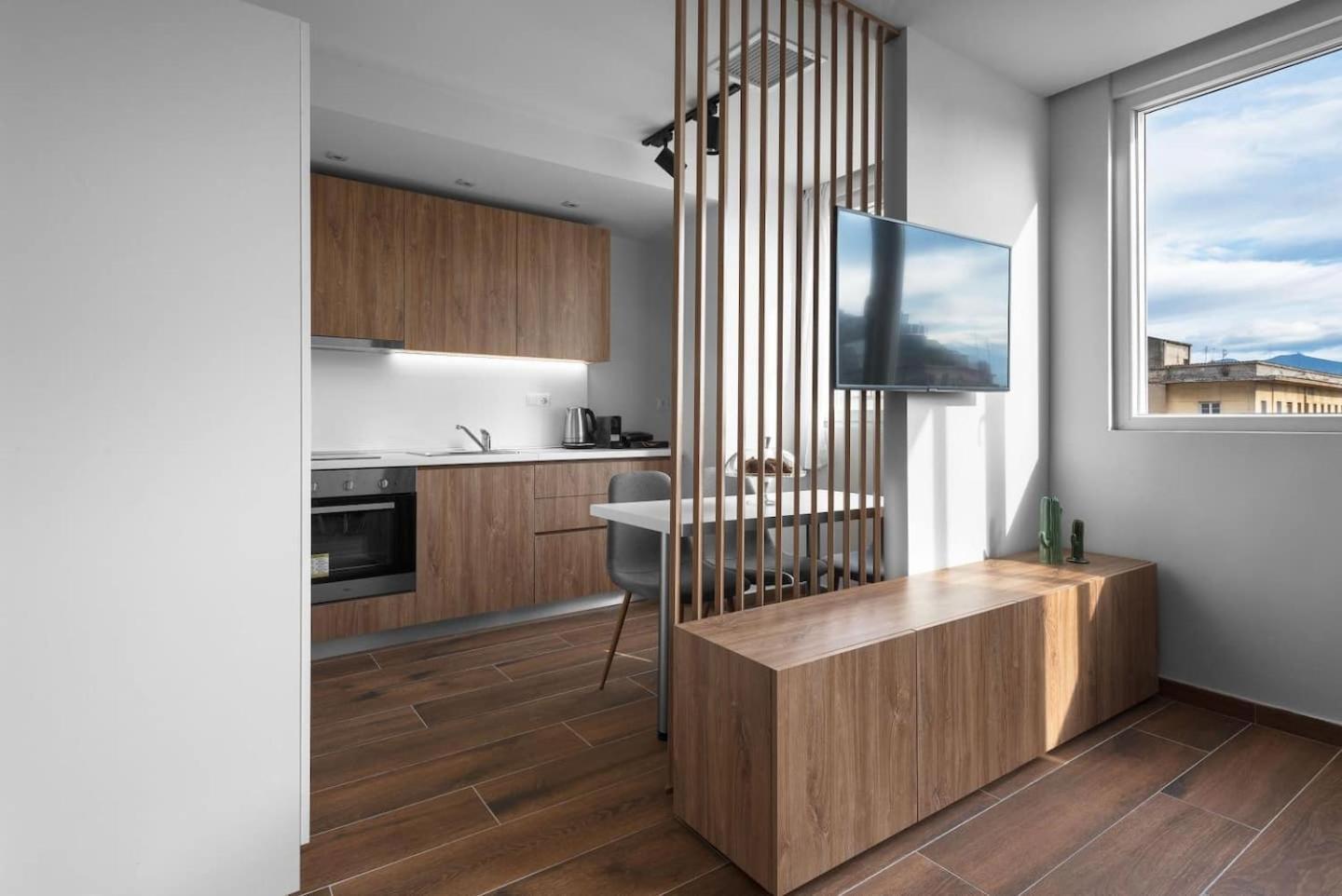Ultima, Nilie Hospitality Mgmt Apartment Солун Екстериор снимка