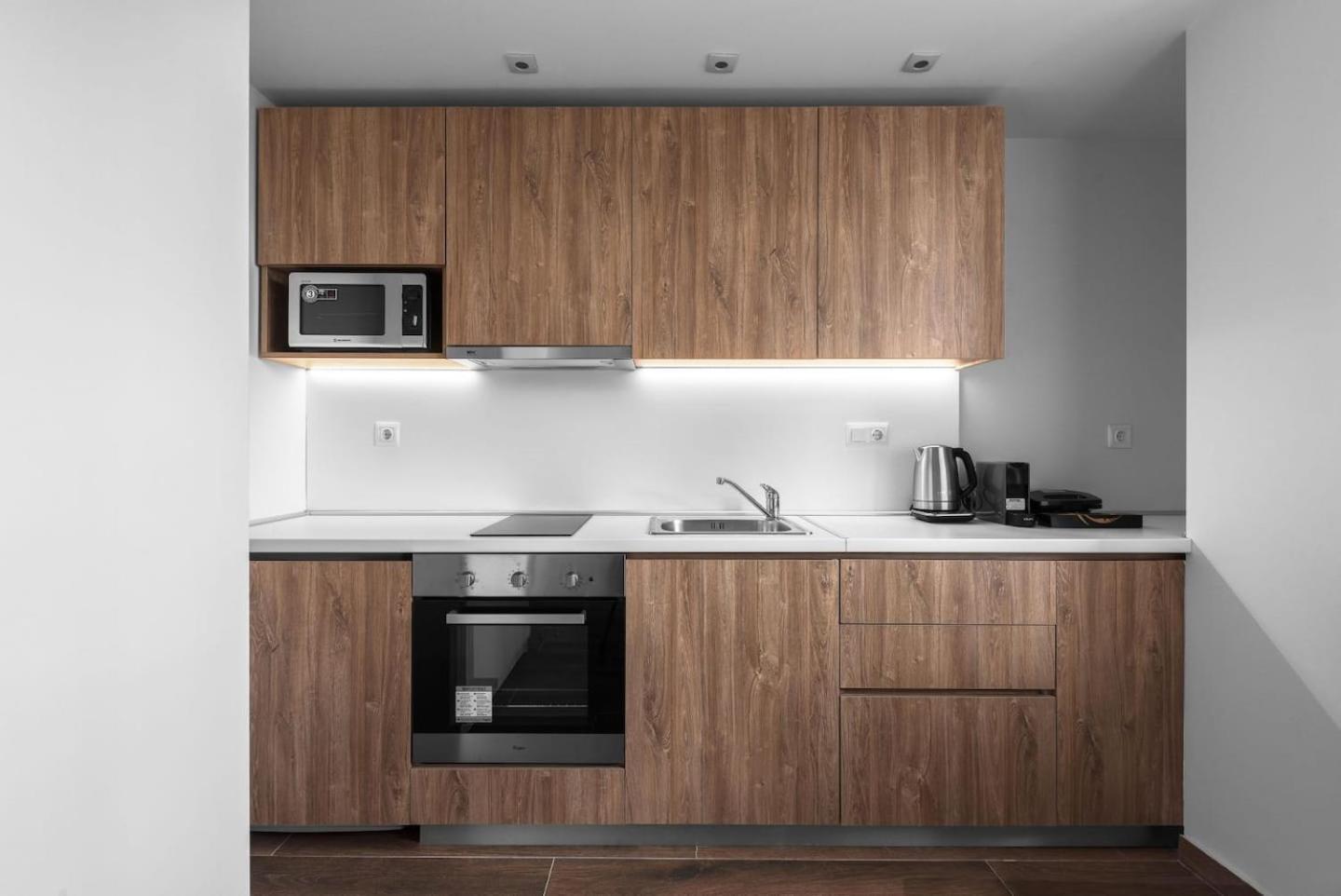 Ultima, Nilie Hospitality Mgmt Apartment Солун Екстериор снимка