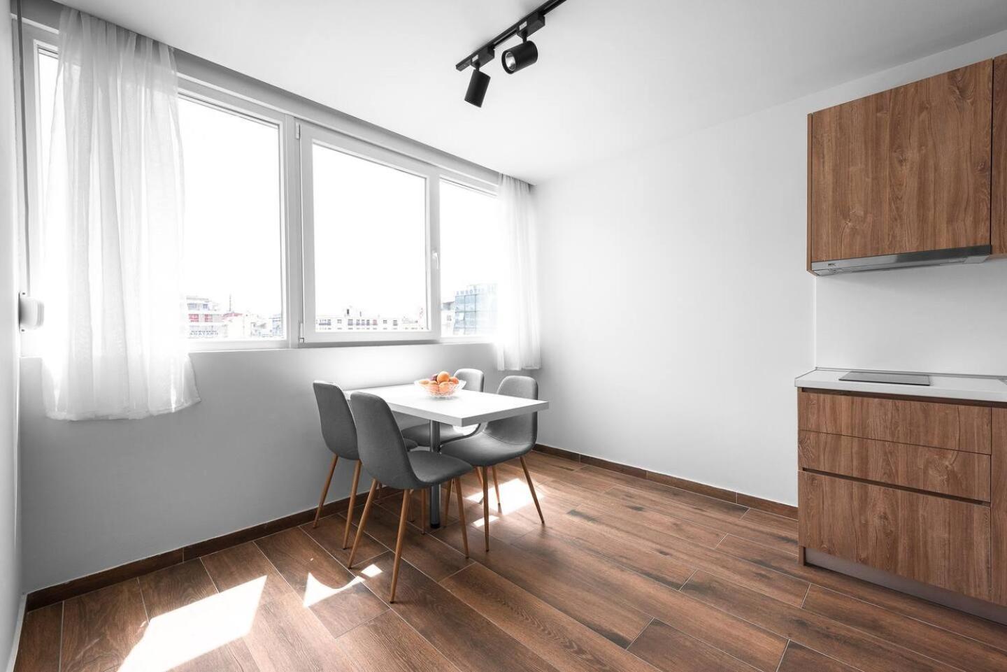 Ultima, Nilie Hospitality Mgmt Apartment Солун Екстериор снимка
